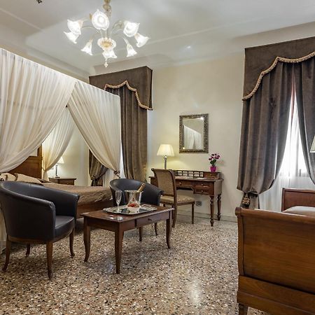 Hotel Dell'Opera Venezia Eksteriør bilde